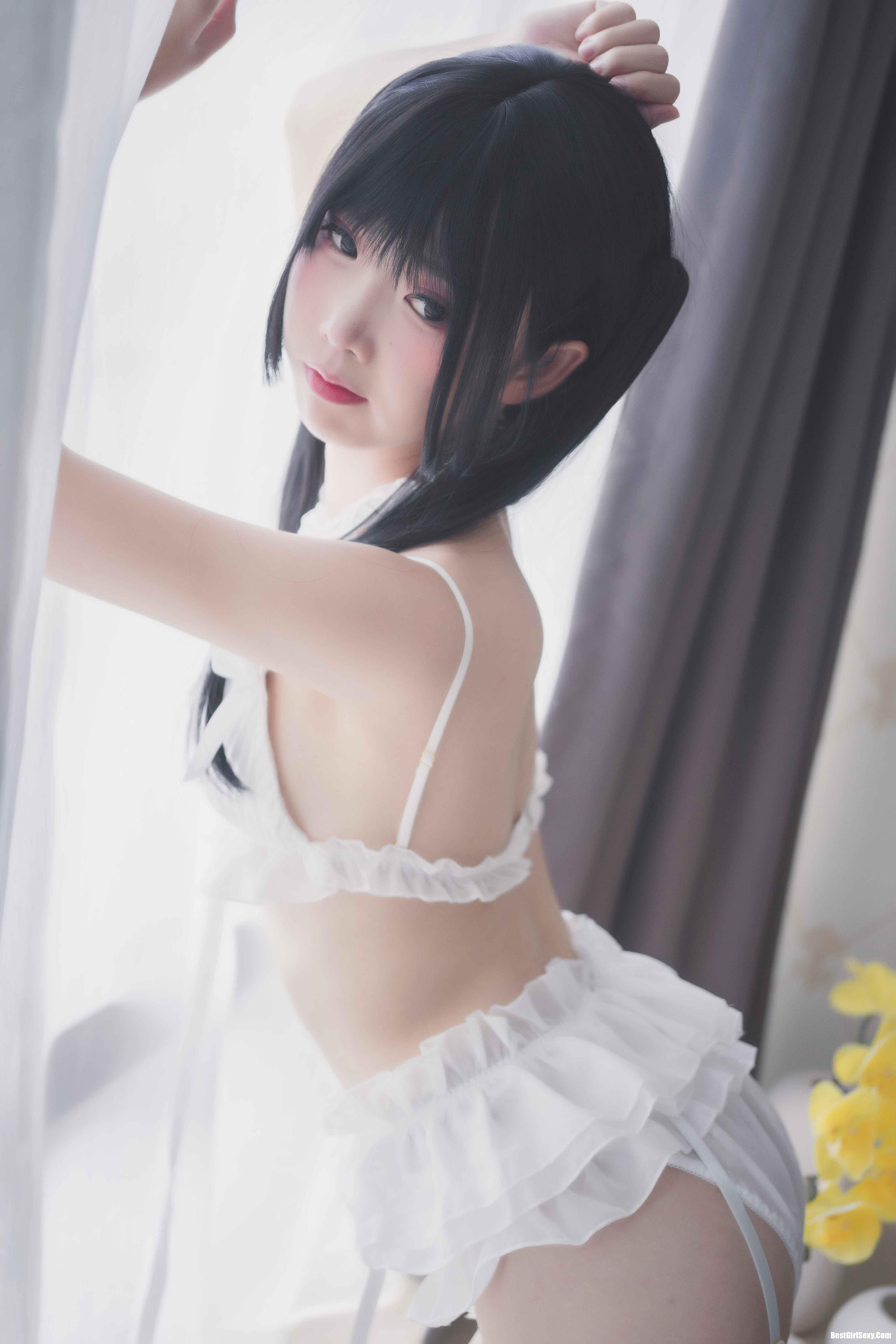 [Coser面饼仙儿] NO.015 The girl in the head white underwear 13