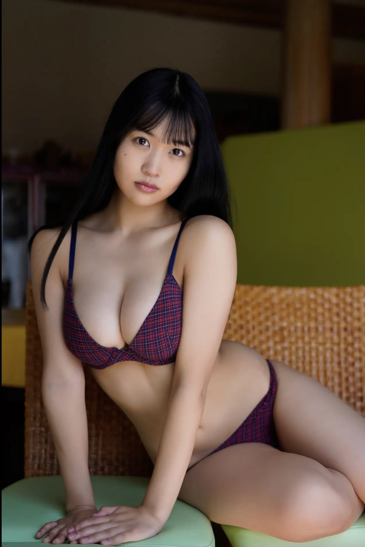 FRIDAYデジタル写真集-Miyuka-Minami-南みゆか-Bikini-Cinderella-Full-Version-0005-6017405959.jpg