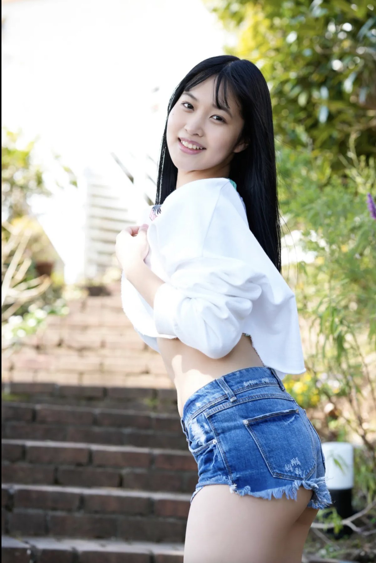 FRIDAYデジタル写真集-Miyuka-Minami-南みゆか-Bikini-Cinderella-Full-Version-0013-0998382343.jpg