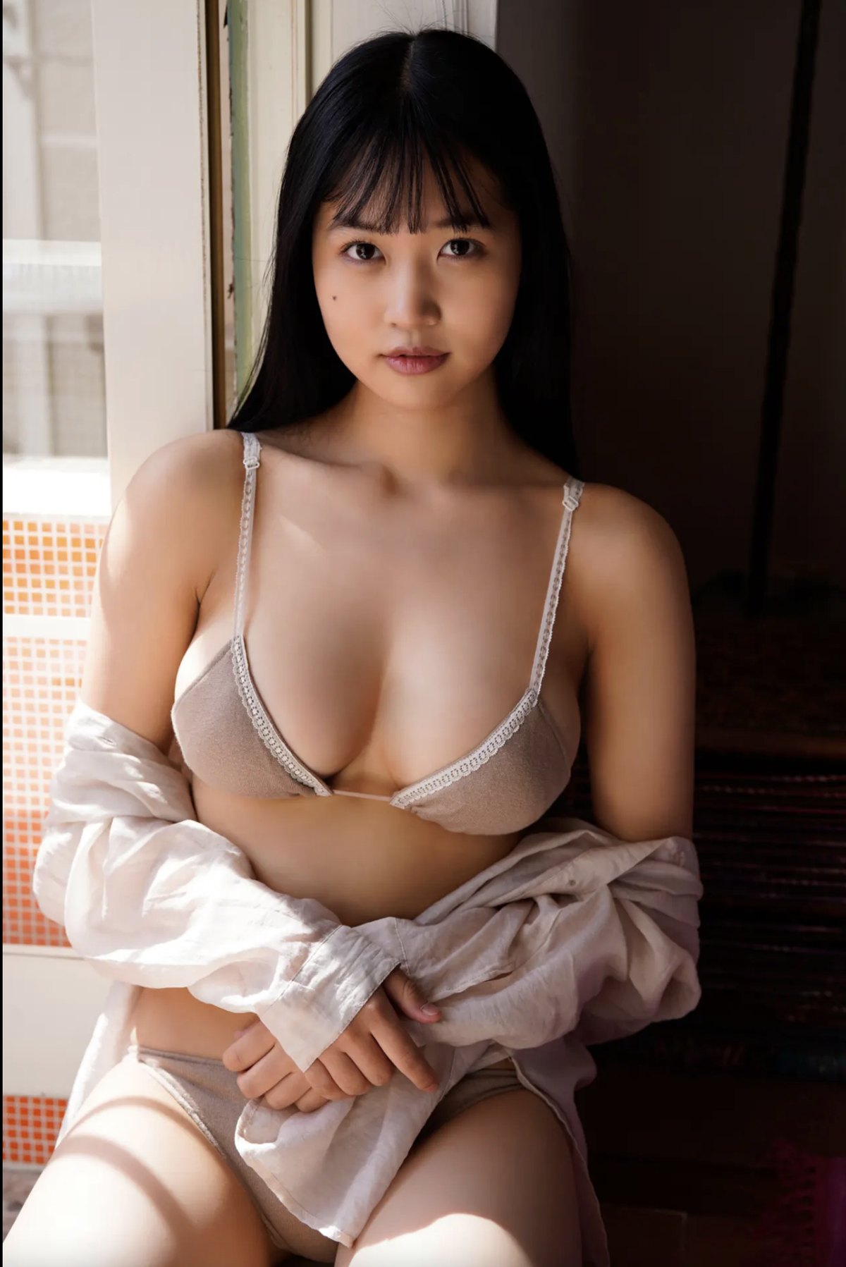 FRIDAYデジタル写真集-Miyuka-Minami-南みゆか-Bikini-Cinderella-Full-Version-0039-2107237997.jpg