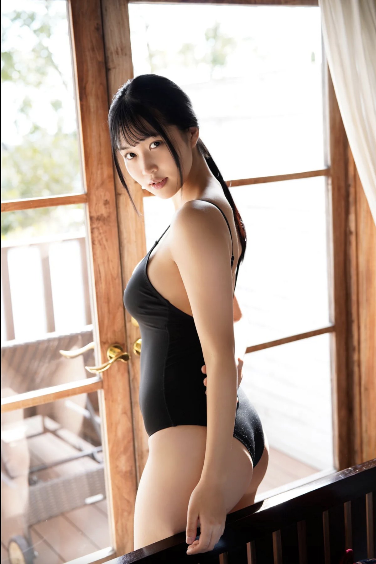 FRIDAYデジタル写真集-Miyuka-Minami-南みゆか-Bikini-Cinderella-Full-Version-0061-3894992699.jpg