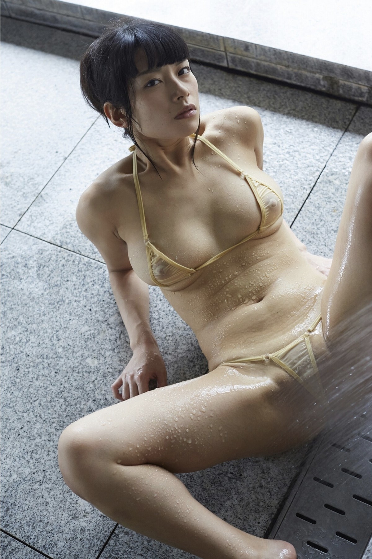 Photobook-Evolved-Gravure-Megumi-Haruno-春野恵-Enjoying-Beauty-0091-0854790961.jpg