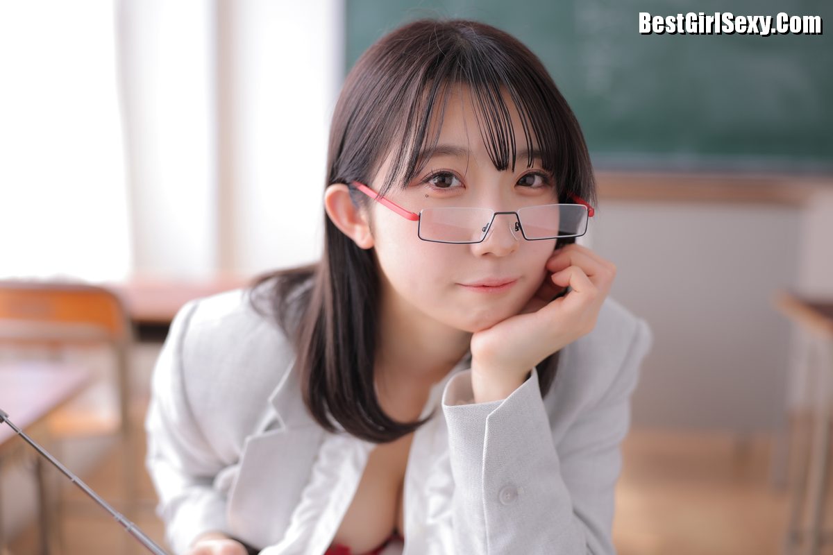 Momo-Ogawa-大河もも-Only-I-Know-What-Would-Happen-If-Momo-chan-Became-A-Teacher-A-0060-5321312400.jpg