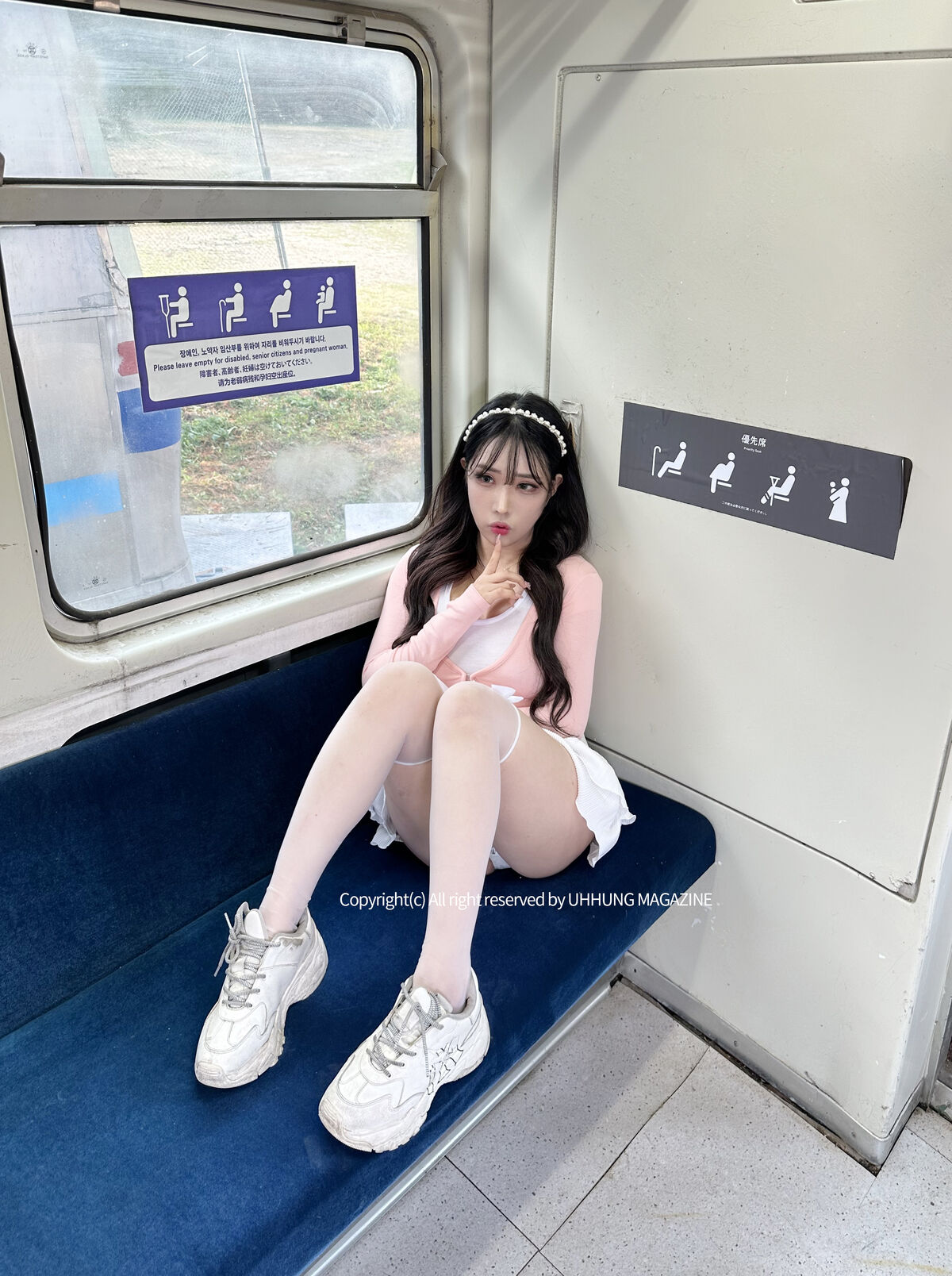 UHHUNG MAGAZINE Hani 하니 The Girlfriend On The Subway Part1 0017 5062646474.jpg